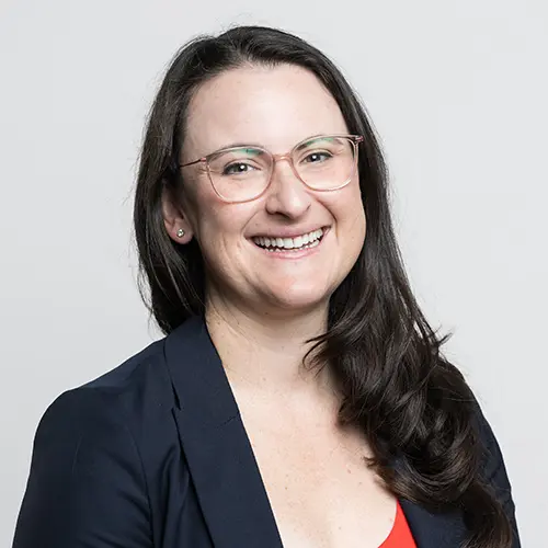 Dr Elisha Broom